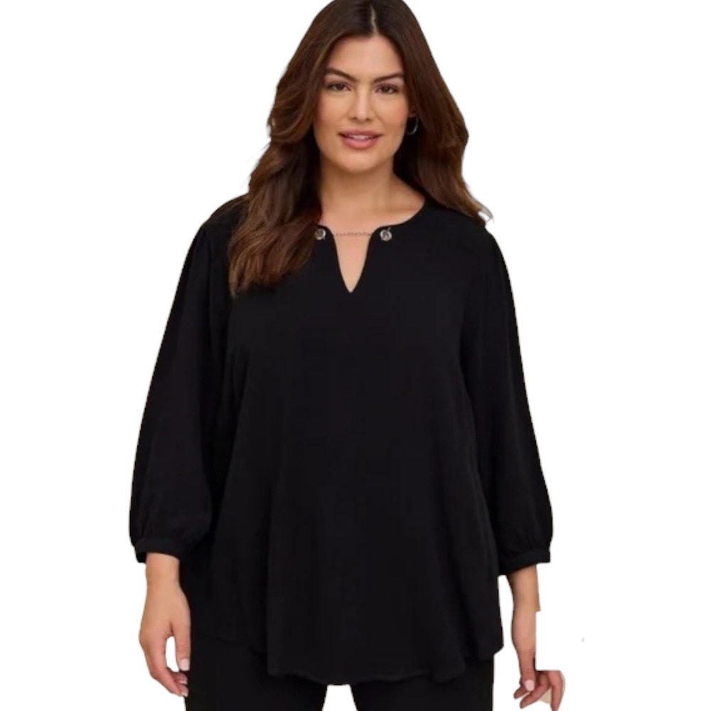 Torrid Black Rayon Crepe Chainlink Toggle Blouse Women's Plus Size 4X NWT